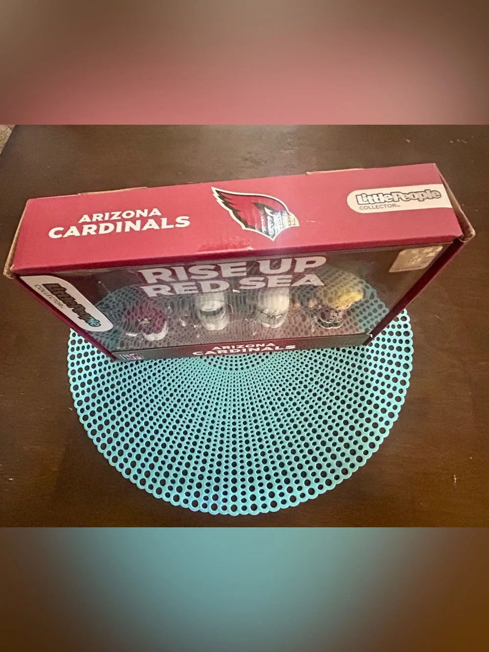 Fisher Price Little People NFL Arizona Cardinals Rise Up Red Sea 4 Figure Set